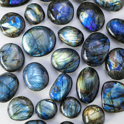 Doğal Labradorit Palmiye Taşı İyileştirici Pocket Labradorite Kaya Taşları Düzensiz Kaygı Taşı Kaygı Serbestleştirici