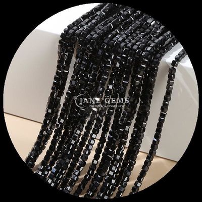 Doğal cilalı kare kesimli mücevherler Gümüş obsidian mücevher yapımı için güneş taşı