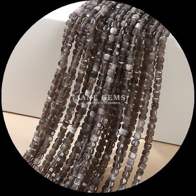 Doğal cilalı kare kesimli mücevherler Gümüş obsidian mücevher yapımı için güneş taşı