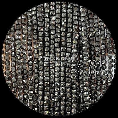 Küçük Gökkuşağı Renkli Pürüzsüz Taşlar Altın Obsidian Mücevher Yapımında Kullanılan Yumuşak Işıklar